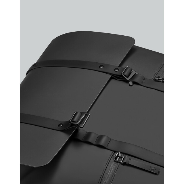 Gaston Luga Splash 2.0 Laptop Bölmeli Sırt Çantası - 16'' Siyah