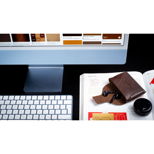 Kayıgo Kamil Kartvizitlik / Kulaklık Çantası Kahverengi