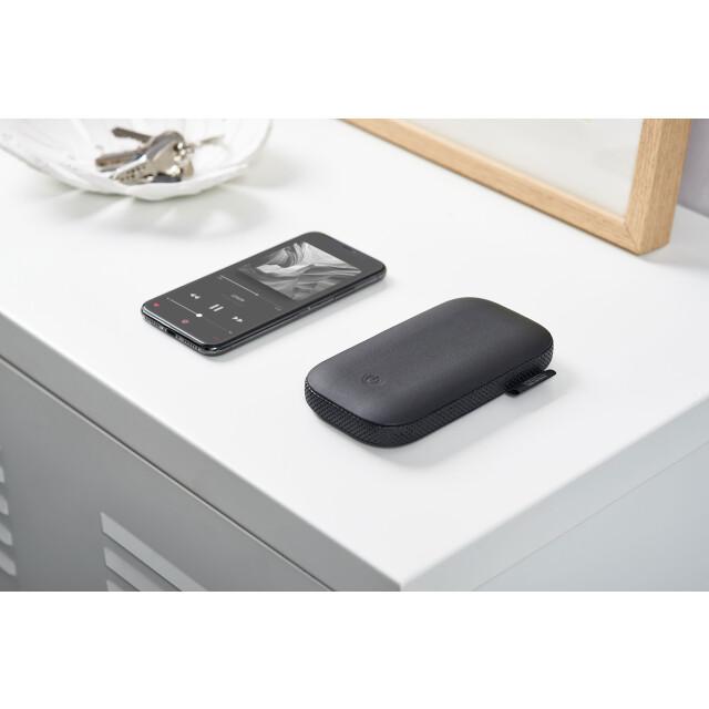 Lexon Powersound Deri Kablosuz Şarj Cihazı ve Bluetooth Hoparl&ouml;r- Siyah