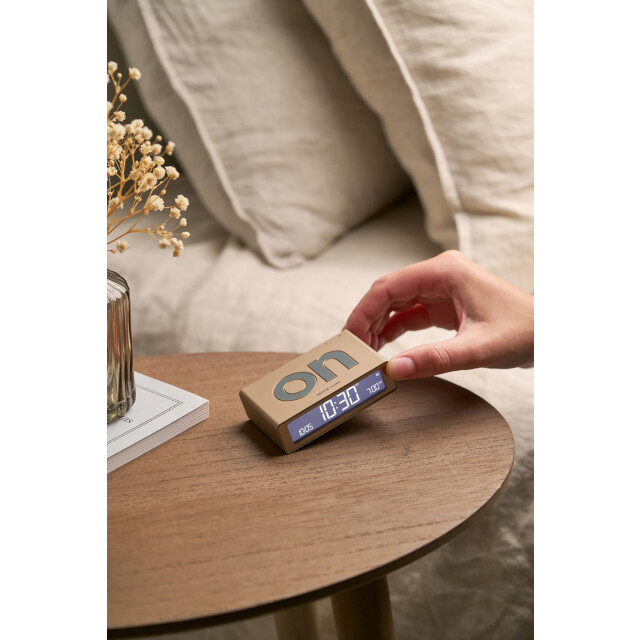 Lexon Flip Mini Şarj Edilebilir Alarm Saat Dore